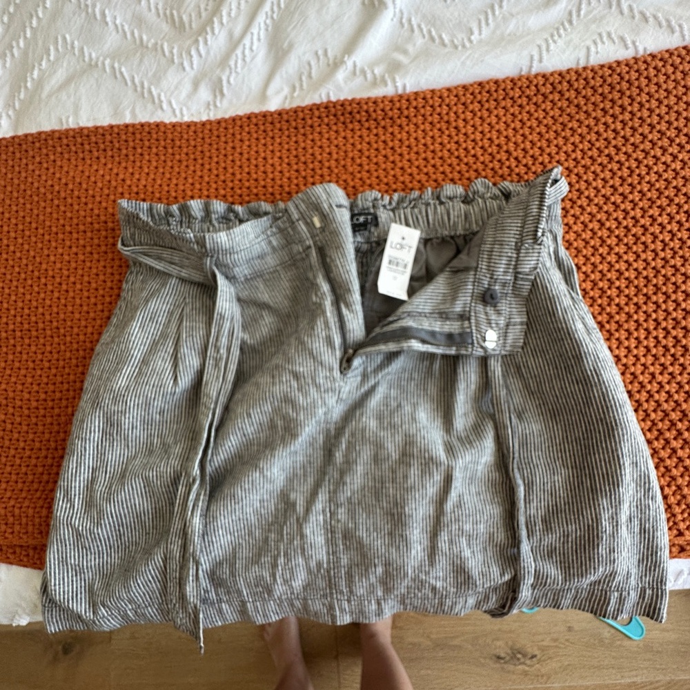 LOFT Gray and White Striped Skirt